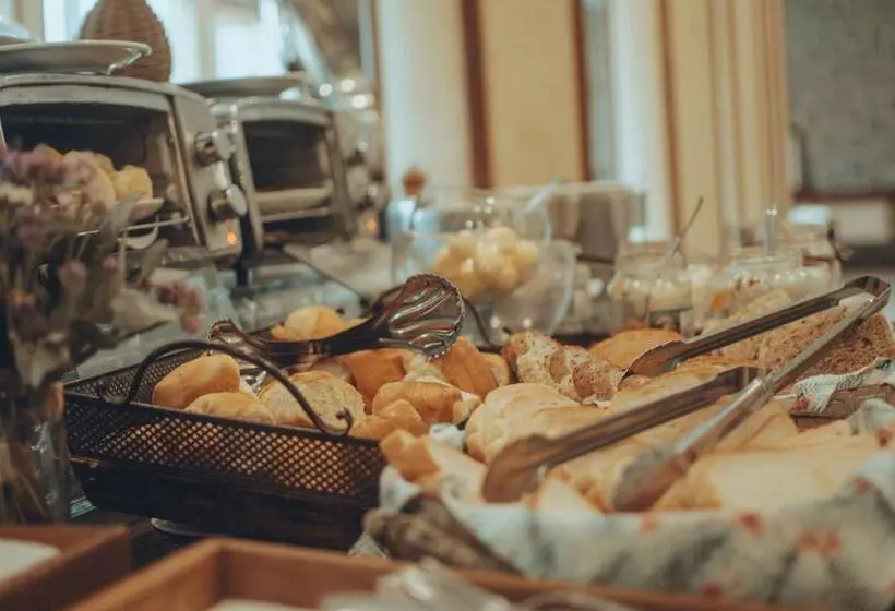 فندق Marambaia Cabeçudas   Frente Mar