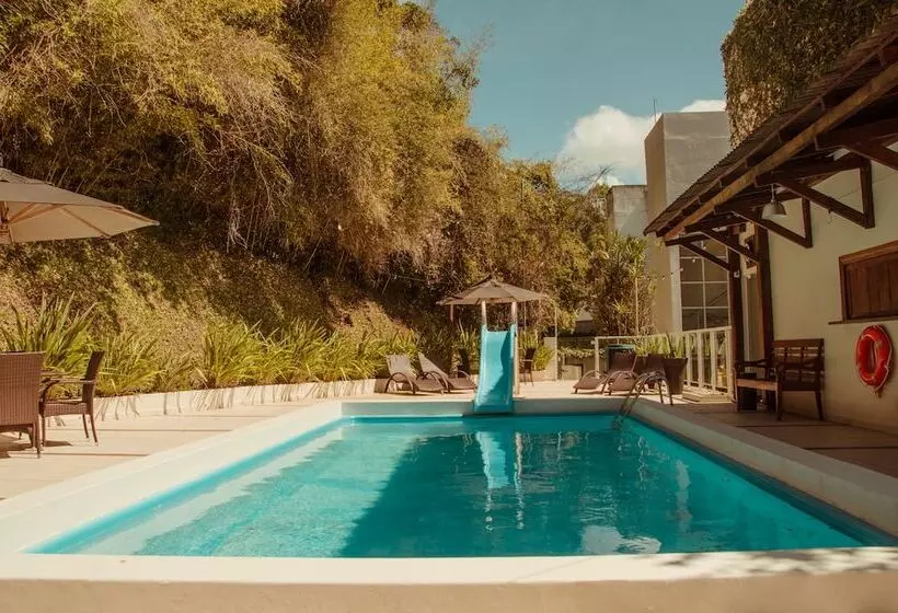 فندق Marambaia Cabeçudas   Frente Mar