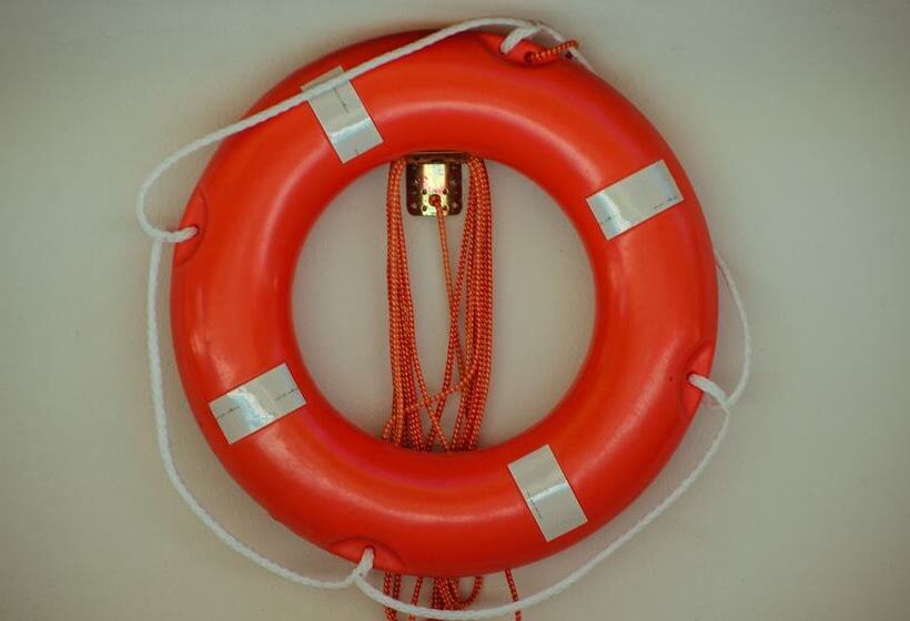 ホテル Marambaia Cabeçudas   Frente Mar