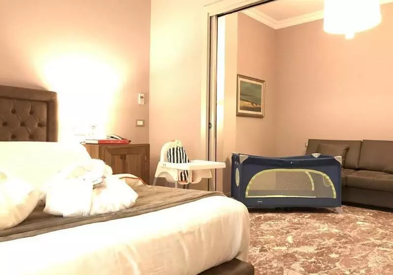 فندق Palazzo Dei Mercanti Dimora & Spa