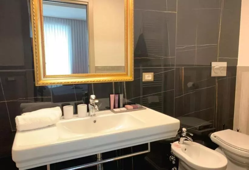 فندق Palazzo Dei Mercanti Dimora & Spa