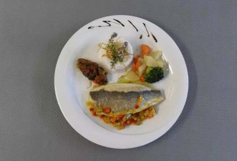 هتل Restaurant Bocher