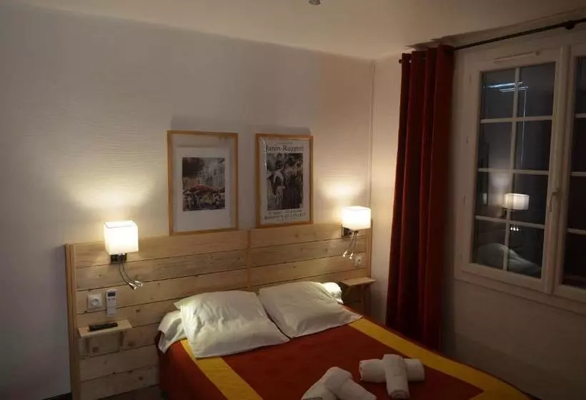 Отель Hôtel Restaurant Le César