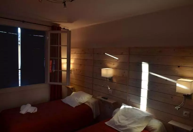 Отель Hôtel Restaurant Le César