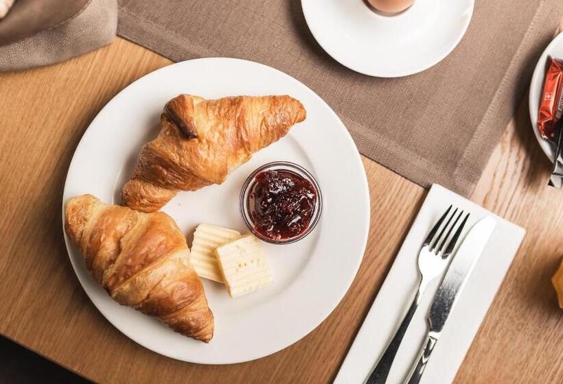 هتل Samnaunerhof Vital