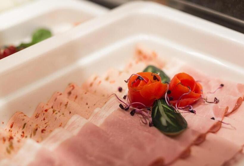 هتل Samnaunerhof Vital