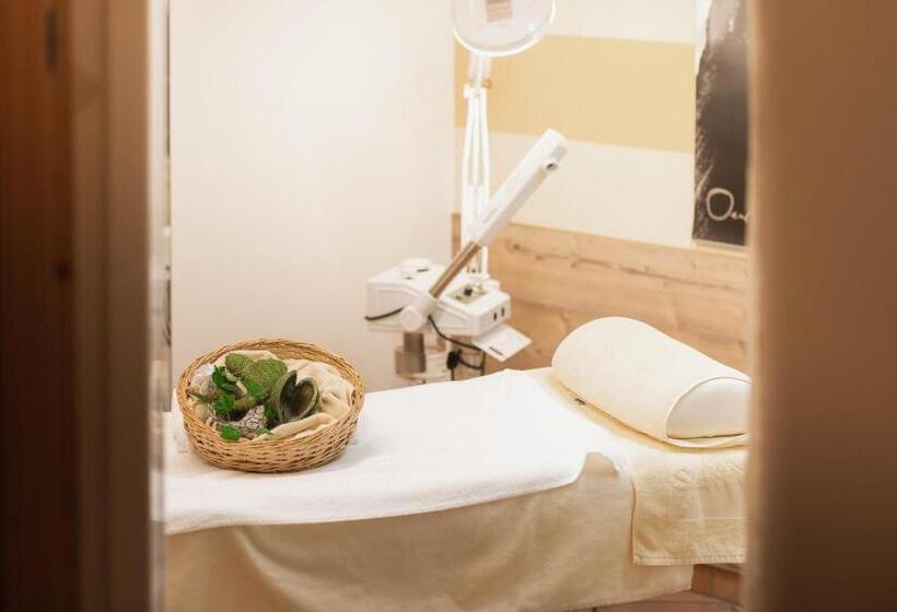 هتل Samnaunerhof Vital