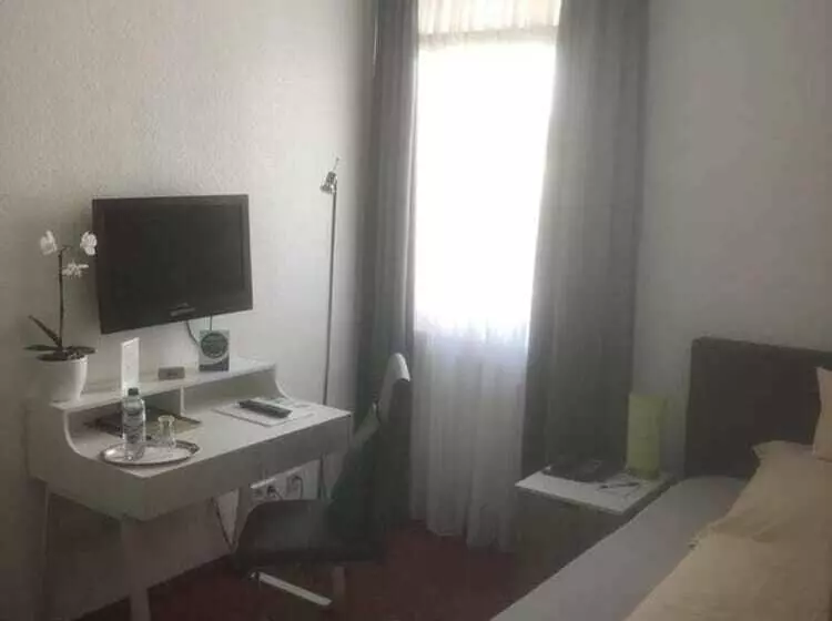 בית מלון כפרי Sechzehn