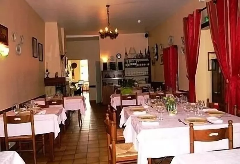 Hotell Logis   Hôtel Et Restaurant Le Sof