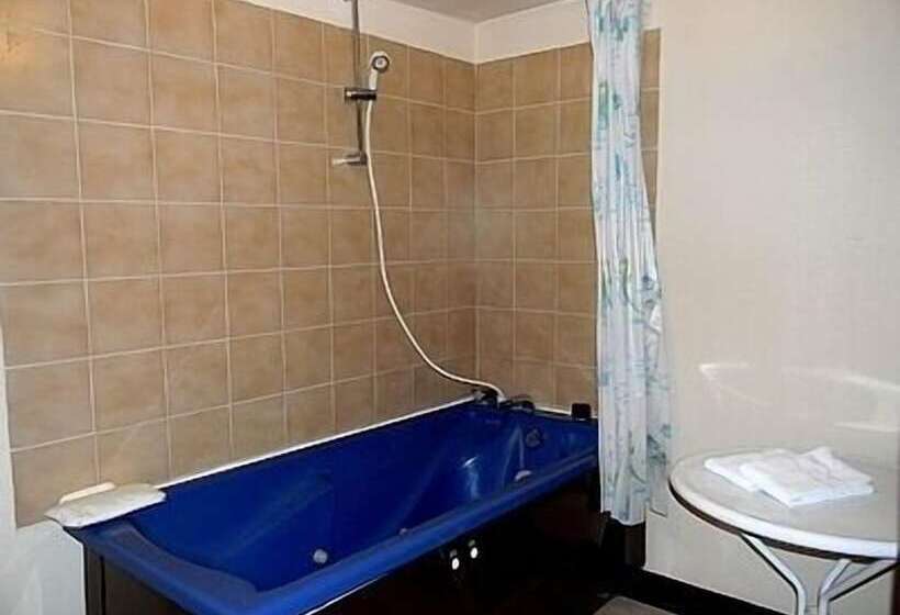 فندق Logis   Hôtel Et Restaurant Le Sof