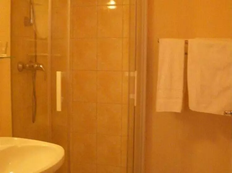 Hotell Logis   Hôtel Et Restaurant Le Sof