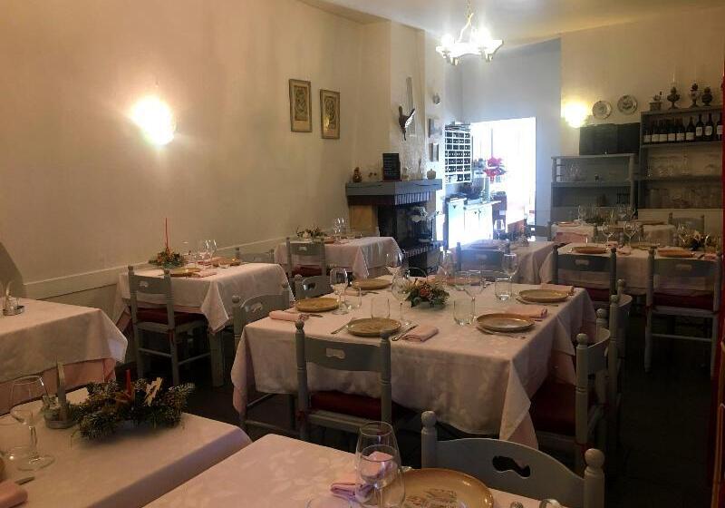 فندق Logis   Hôtel Et Restaurant Le Sof