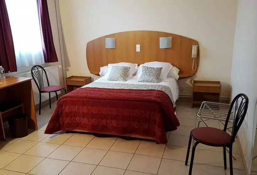 Hotell Logis   Hôtel Et Restaurant Le Sof