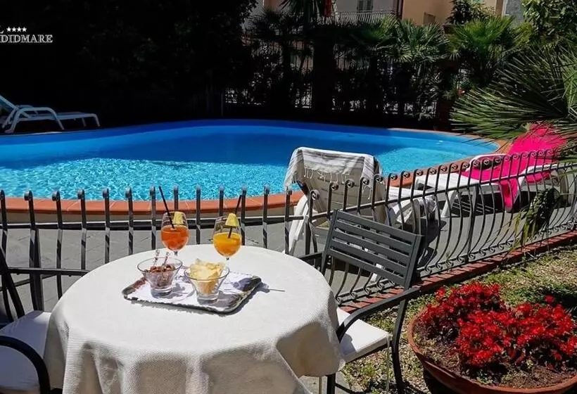 فندق Splendid Mare