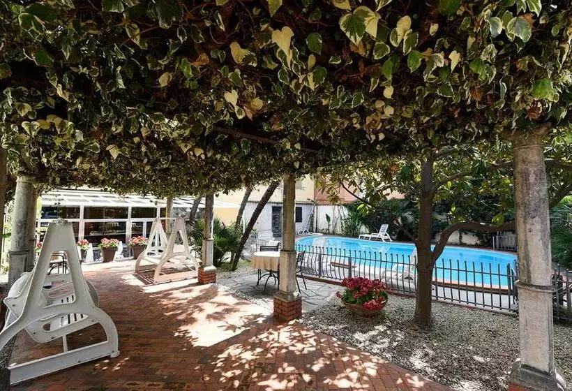 فندق Splendid Mare