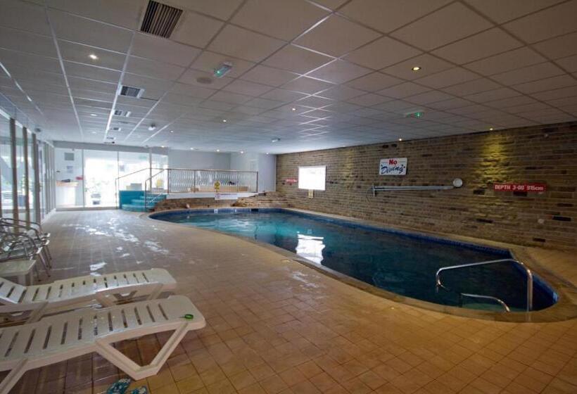 هتل The Highfield