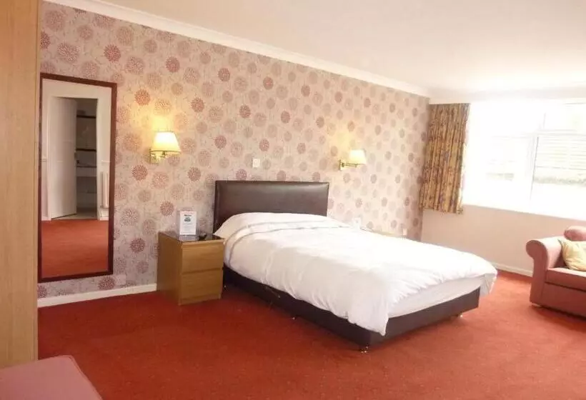 Отель The Highfield