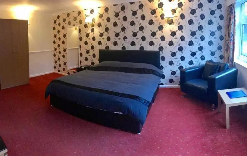 Отель The Highfield