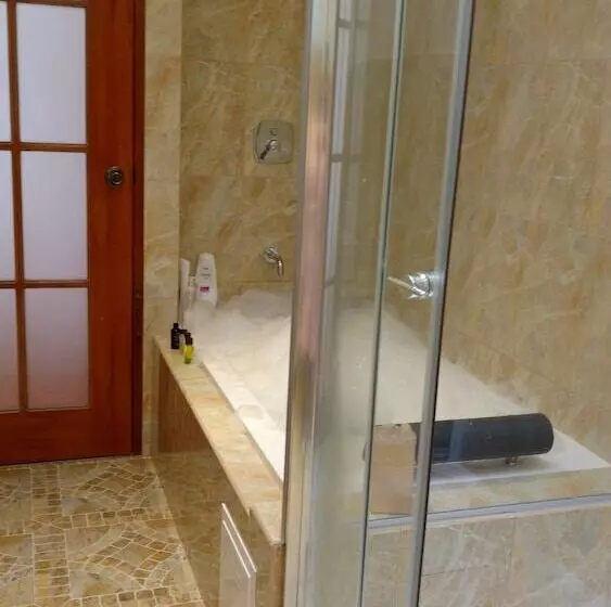 Laramani Hotel Boutique