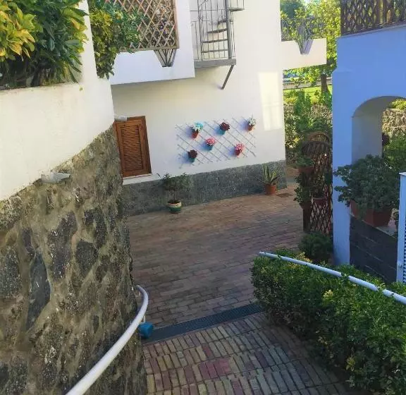 Villa Erade