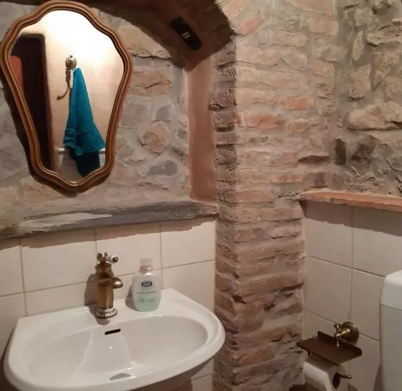 تختخواب و صبحانه Locanda Del Capo