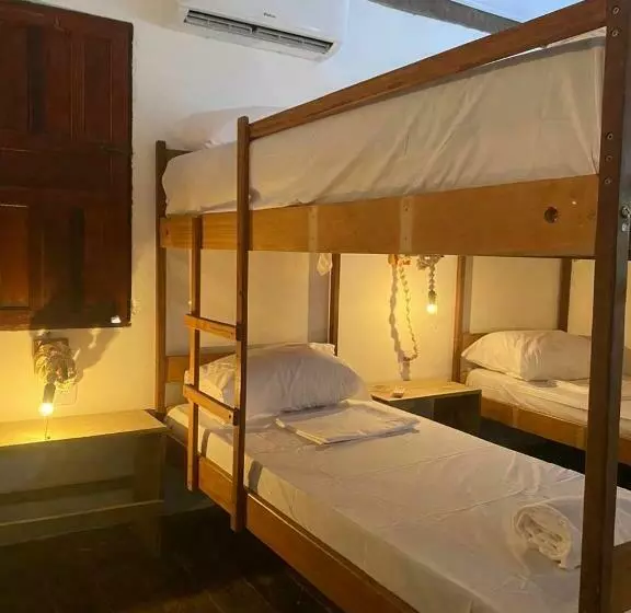 Ondas Caraíva Hostel E Casa