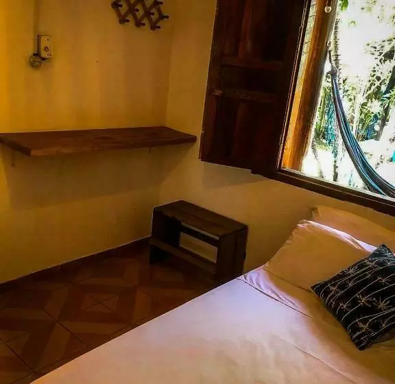 Ondas Caraíva Hostel E Casa