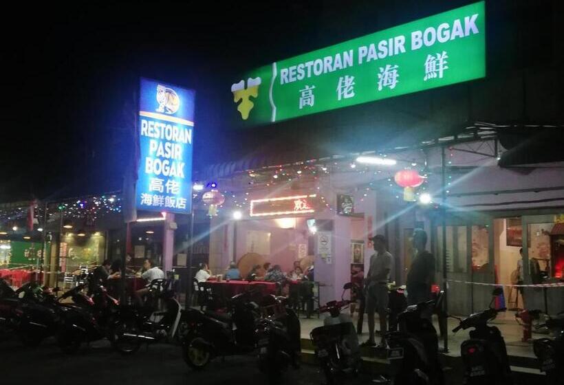 Resort Pangkor Coral Bay Homestay 315