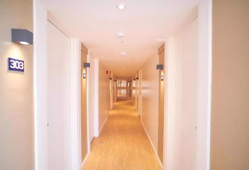 Bridge Hotel Express