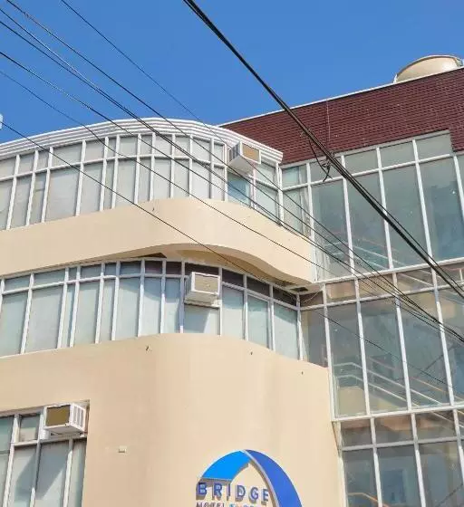 Bridge Hotel Express