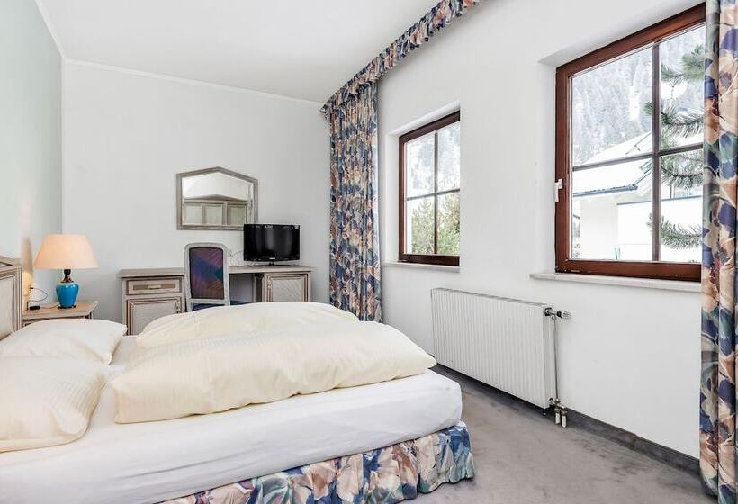 酒店 Pension Sylvia By Skinetworks