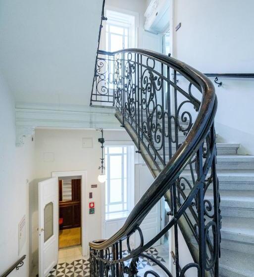 Vienna Residence, City Hall Parliament