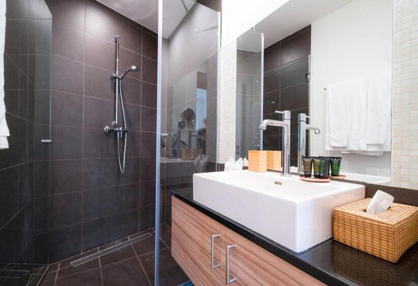 Vienna Residence, City Hall Parliament