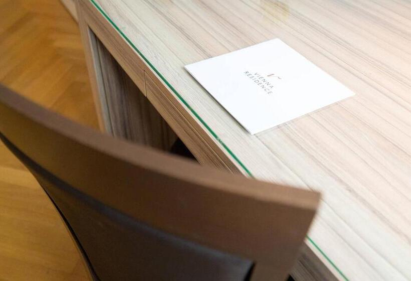 Vienna Residence, City Hall Parliament