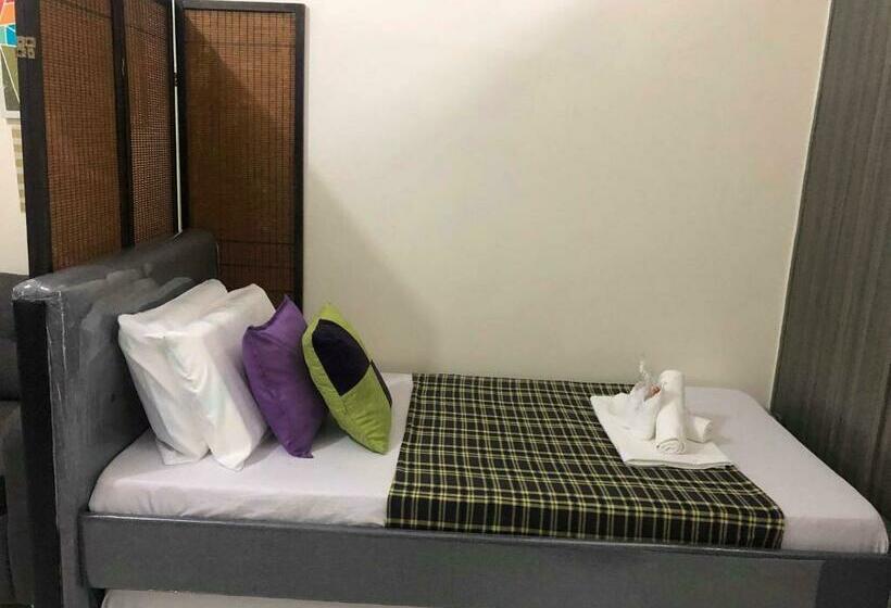 Affordable Condo Unit In Metro Manila With Balcony