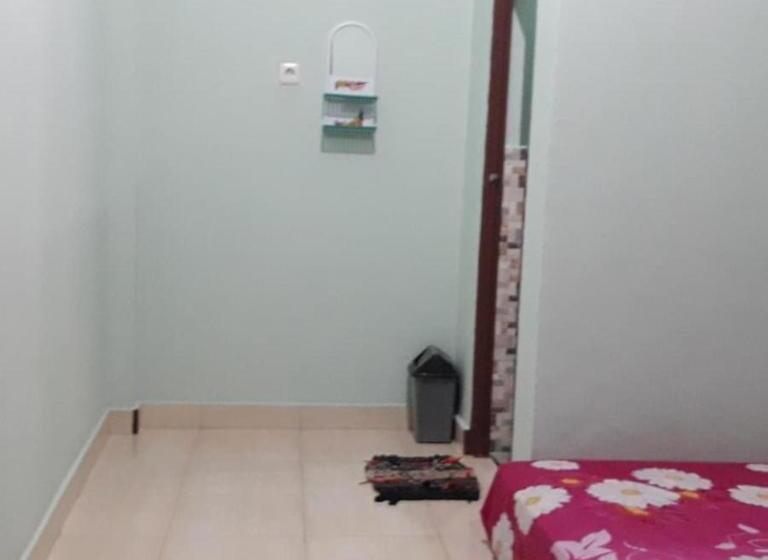 Hostel Penginapan Asidik