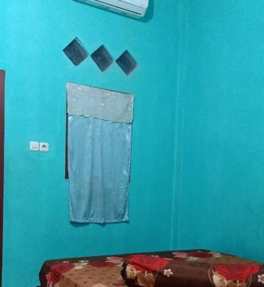 Hostel Penginapan Asidik