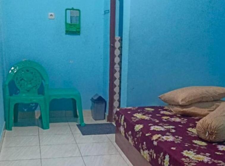 Hostel Penginapan Asidik