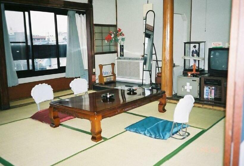 בית מלון כפרי Komecho Ryokan / Vacation Stay 36247