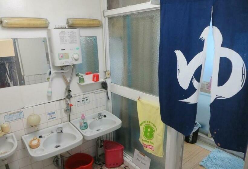 בית מלון כפרי Komecho Ryokan / Vacation Stay 36247