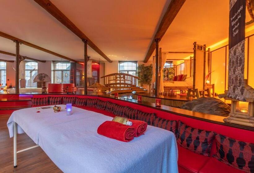 هتل Le Baiser De Shogun