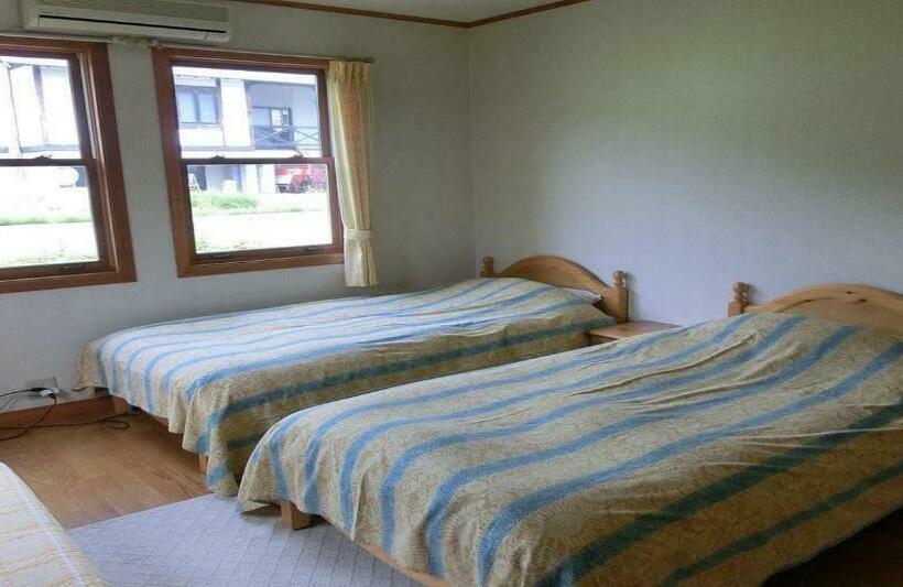 هتل Pension Come Relaxing Western Style Room Vacation Stay 14977