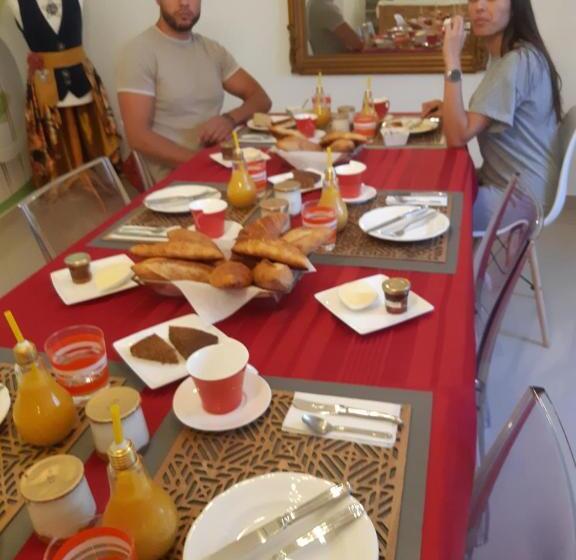 Patrick&pierre Bed And Breakfast Nîmes