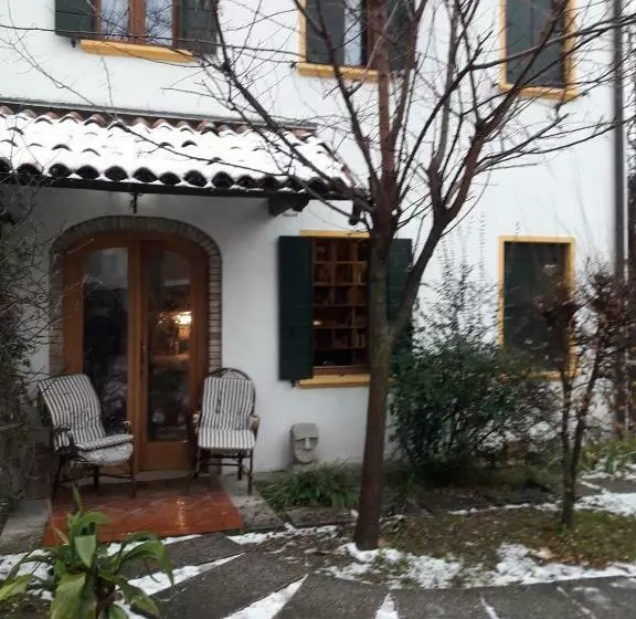 پانسیون Room Garden