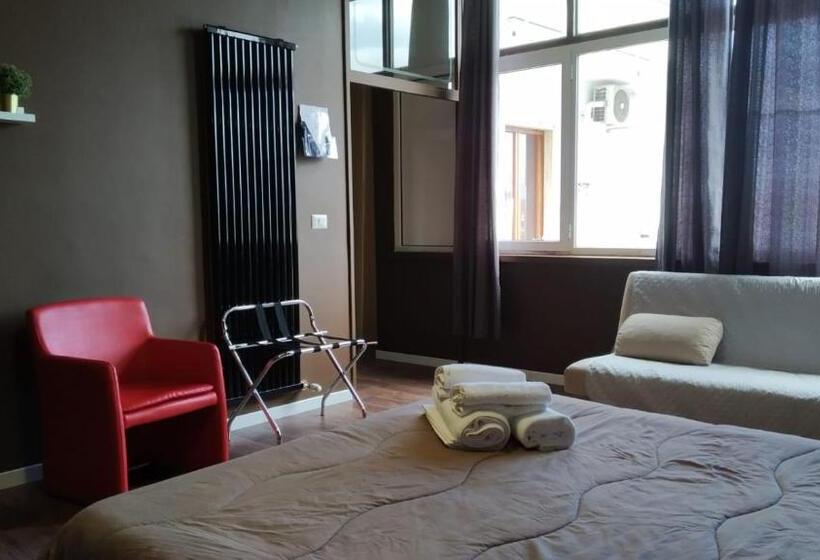 تختخواب و صبحانه Cconforthotels R&b Dolci Emozioni   Self Check In