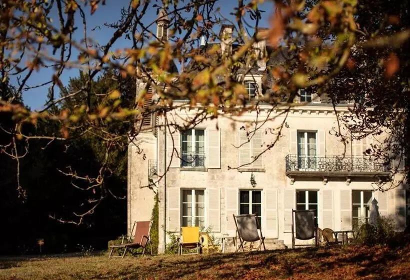 ベッドアンドブレックファースト Château De Charnizay