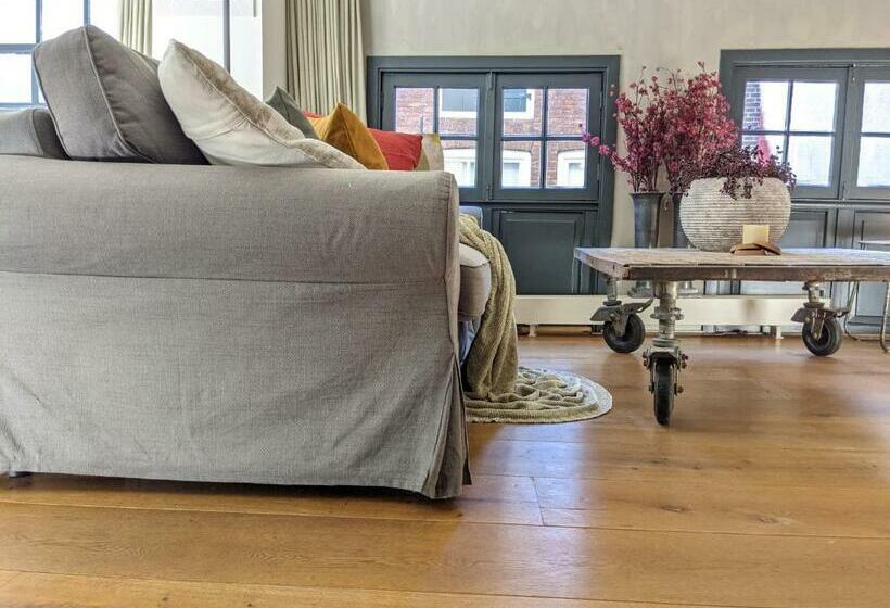 ベッドアンドブレックファースト Lanestay Damsquare