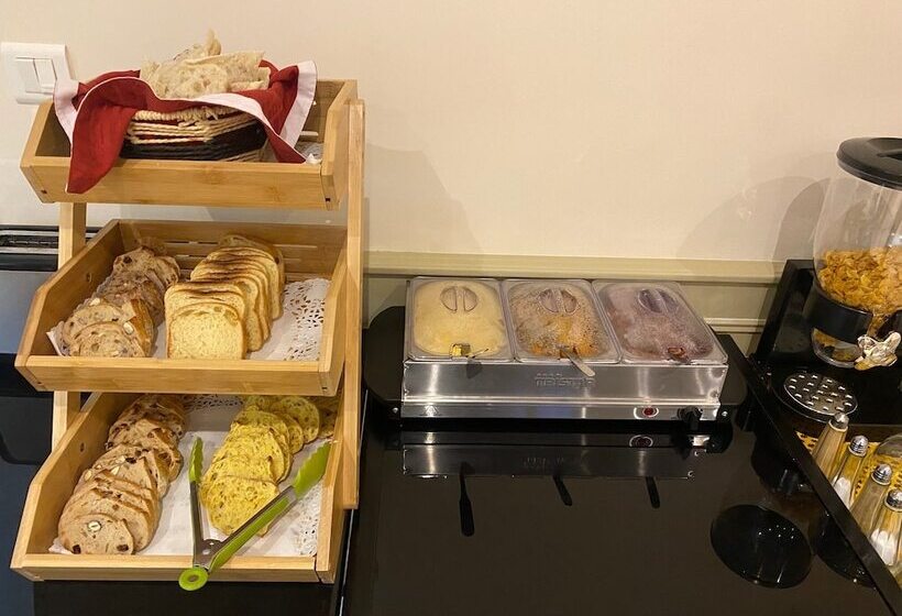 Отель Domaine De La Nerthe