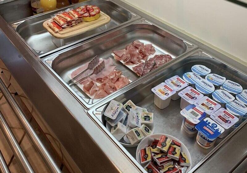 Отель Domaine De La Nerthe