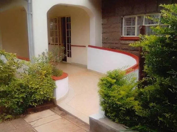 Pension Celio Jardine Lavington